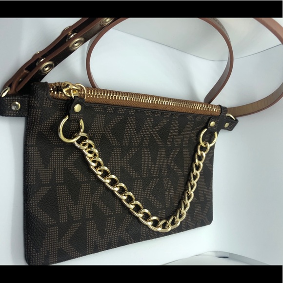 Michael Kors Handbags - Michael Kors Belt pouch - never worn! Michael Kors Handbags - Michael Kors Belt pouch - never worn!